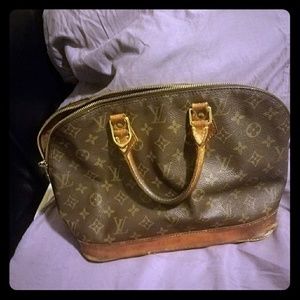 Louis Vuitton Alma handbag